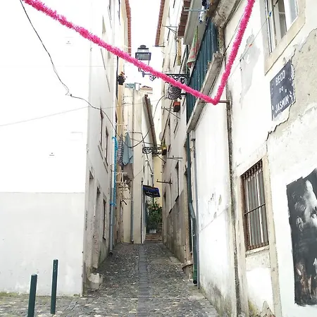 Janelas Ao Sol Lisbona