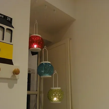 Janelas Ao Sol * Lisboa